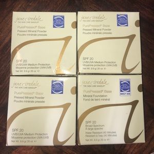 Makeup - Foundation